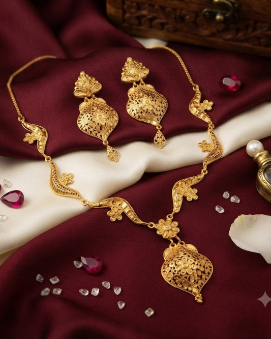 Gold Plated Filigree Har Necklace Set | Lattice Pendant & Matching Earrings – Bridal Indian Jewellery
